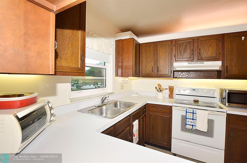 For Sale: $154,900 (2 beds, 2 baths, 0 Square Feet)