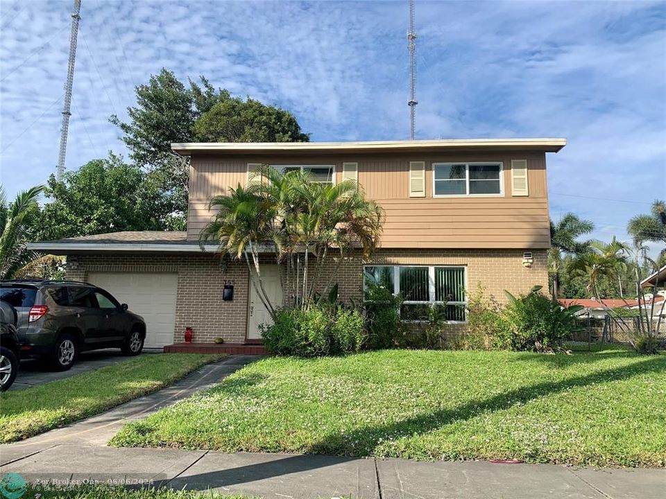 Recently Sold: $499,000 (3 beds, 2 baths, 2080 Square Feet)