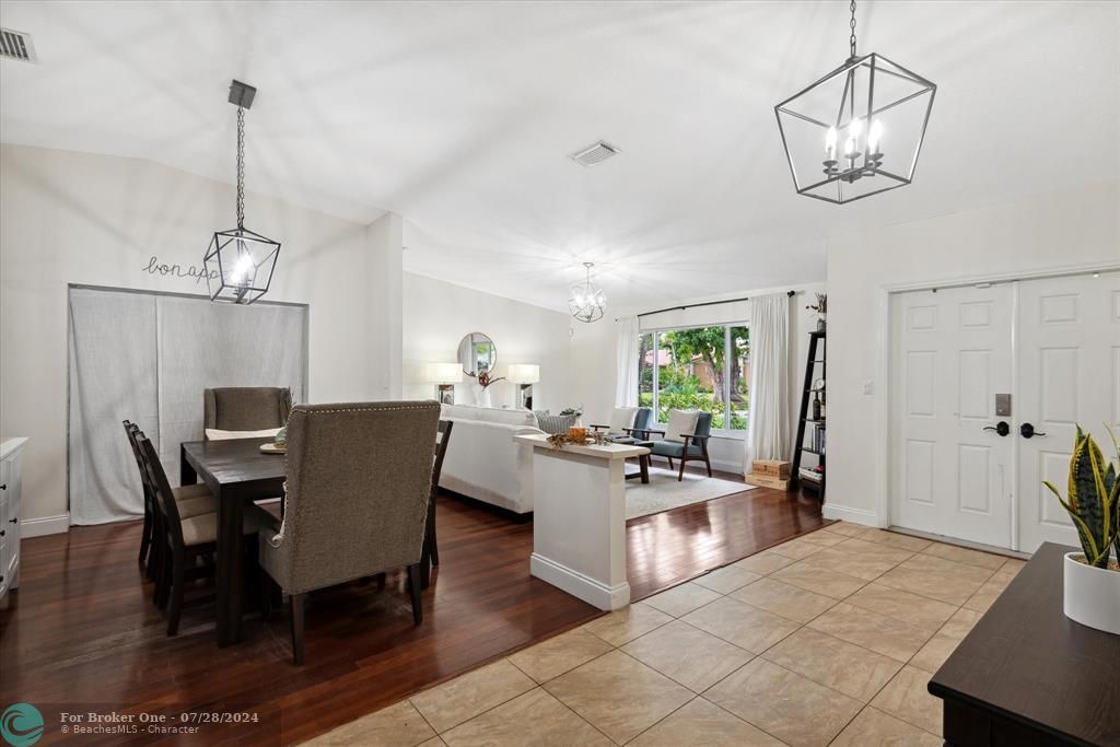 Active With Contract: $699,000 (5 beds, 3 baths, 2477 Square Feet)
