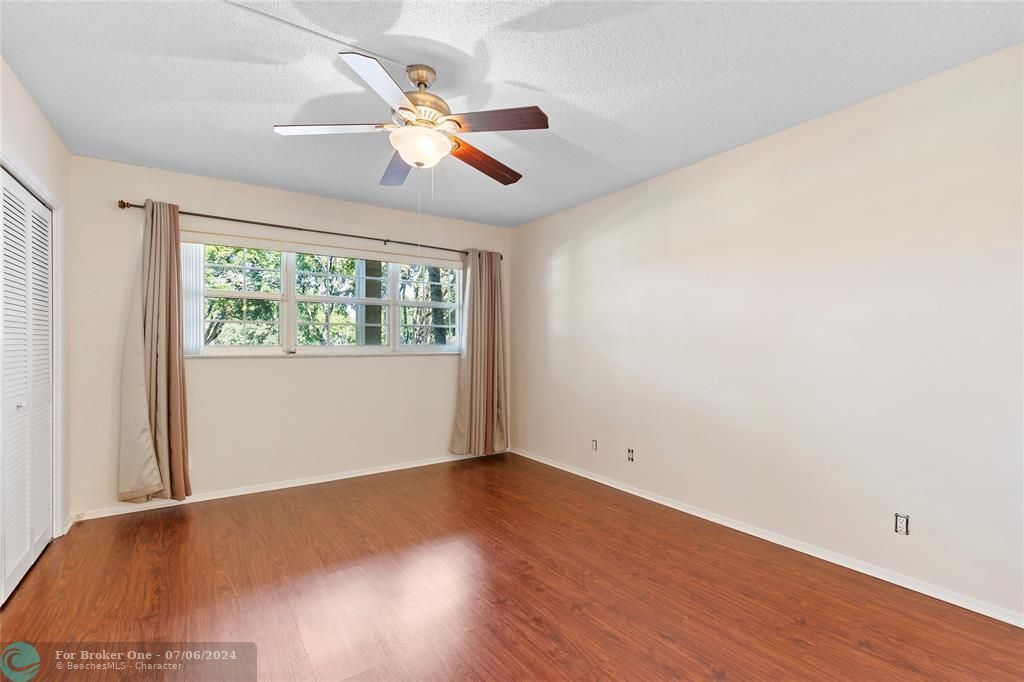Recently Sold: $209,000 (2 beds, 2 baths, 1064 Square Feet)