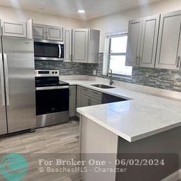 Recently Sold: $2,975 (3 beds, 2 baths, 2239 Square Feet)