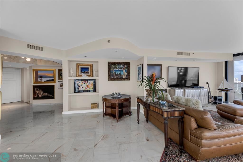 For Sale: $2,500,000 (4 beds, 4 baths, 4240 Square Feet)