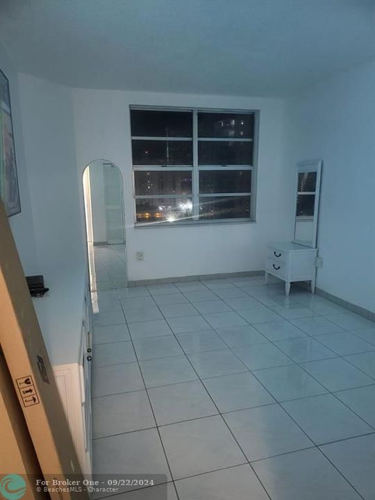 En Venta: $368,000 (1 camas, 1 baños, 798 Pies cuadrados)