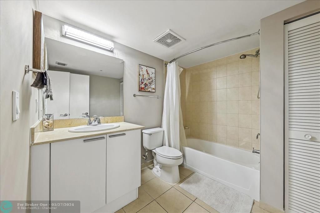 待售: $1,249,000 (2 贝兹, 2 浴室, 1266 平方英尺)