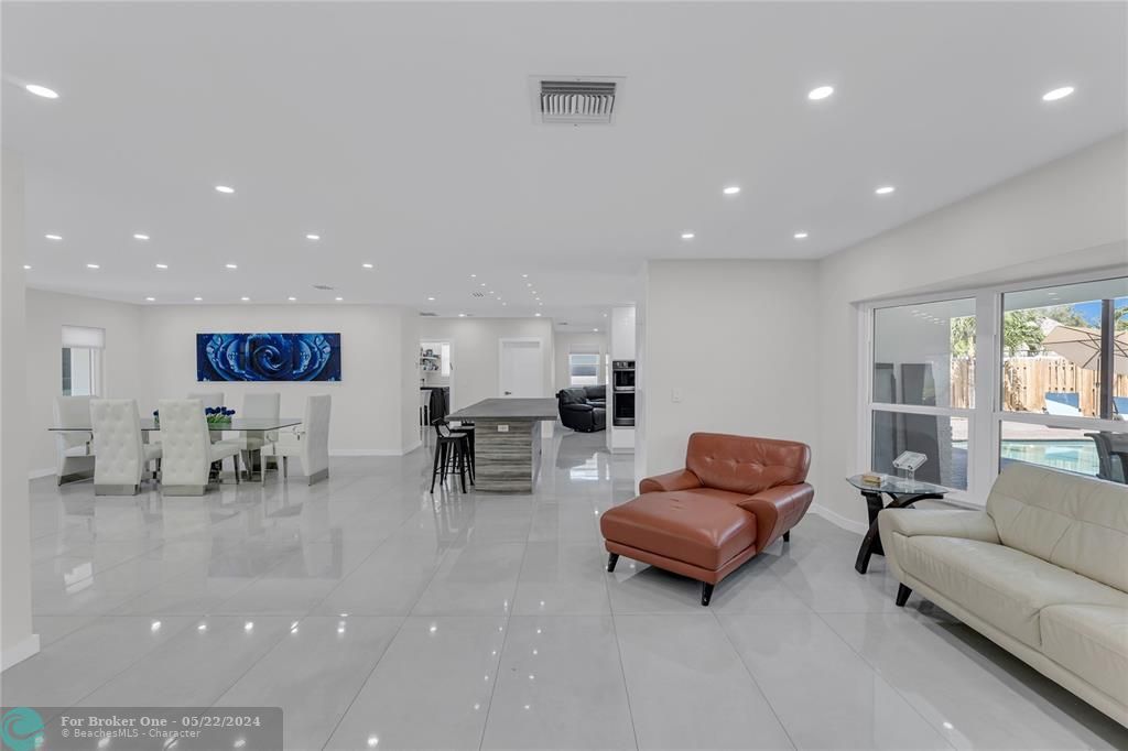 Recently Sold: $1,490,000 (4 beds, 2 baths, 2686 Square Feet)