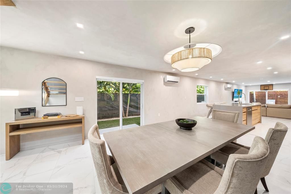 Active With Contract: $1,975,000 (4 beds, 4 baths, 2220 Square Feet)