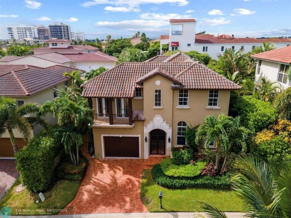 For Sale: $2,800,000 (4 beds, 3 baths, 2664 Square Feet)