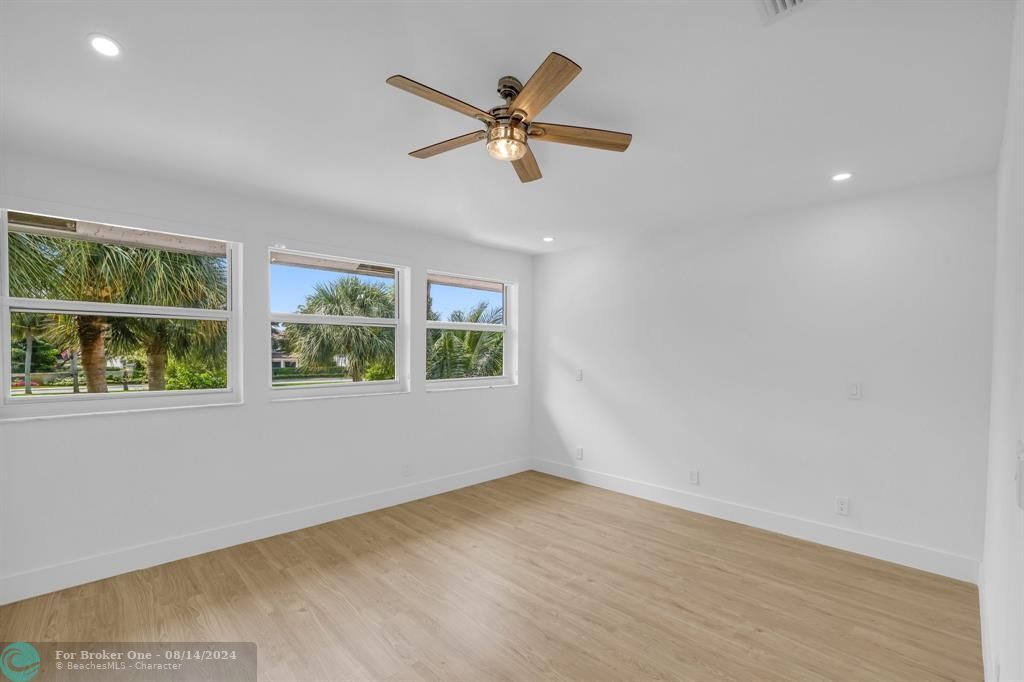 Active With Contract: $12,000 (3 beds, 2 baths, 1842 Square Feet)