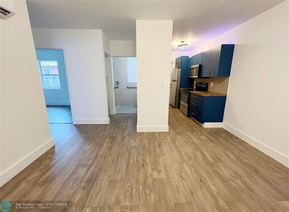 Recently Rented: $1,700 (2 beds, 1 baths, 1694 Square Feet)