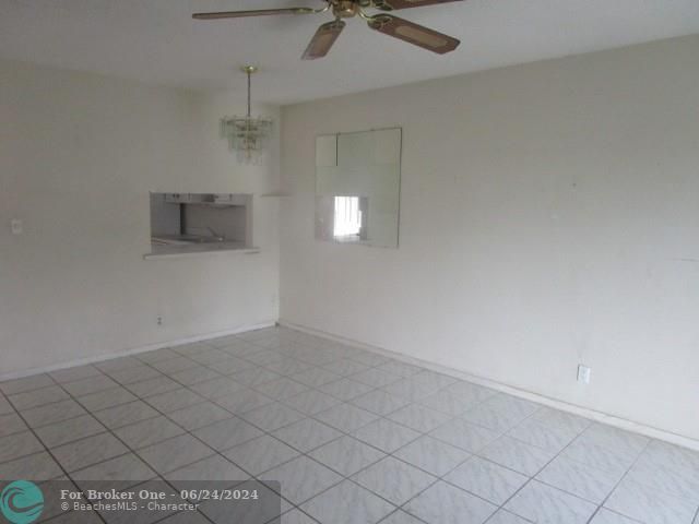 Active With Contract: $67,500 (2 beds, 1 baths, 894 Square Feet)