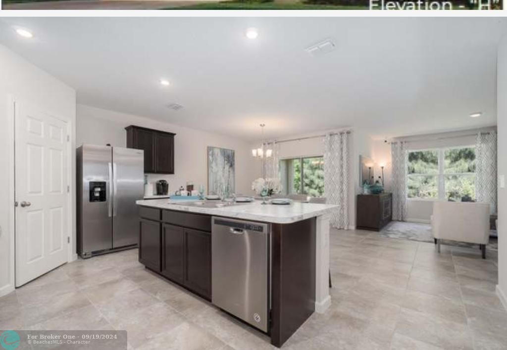 Active With Contract: $3,000 (4 beds, 2 baths, 1827 Square Feet)