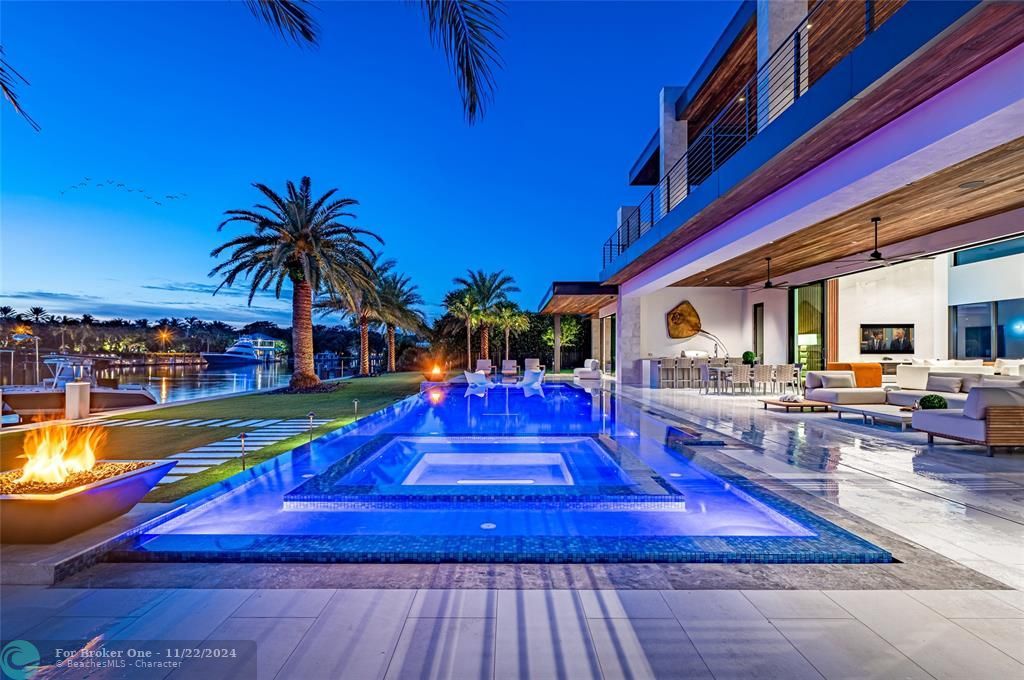 For Sale: $19,950,000 (5 beds, 6 baths, 6673 Square Feet)