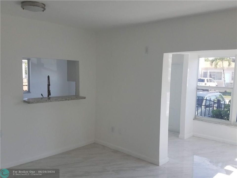 Active With Contract: $2,400 (2 beds, 2 baths, 0 Square Feet)