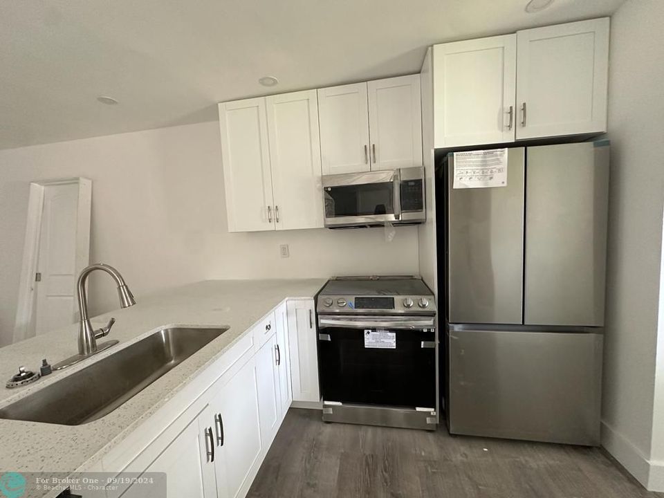 Active With Contract: $3,700 (4 beds, 2 baths, 1500 Square Feet)