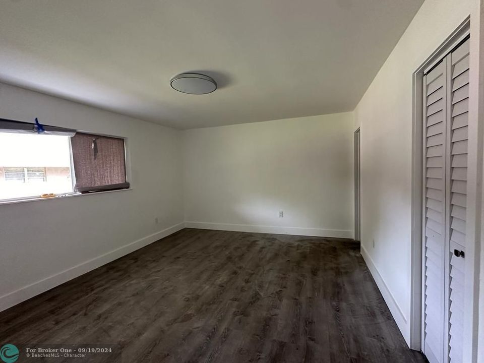 Active With Contract: $3,700 (4 beds, 2 baths, 1500 Square Feet)