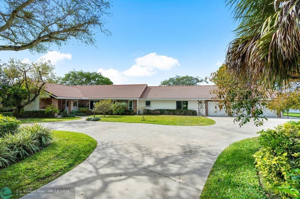 For Sale: $2,025,000 (4 beds, 3 baths, 3987 Square Feet)