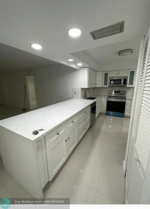 En Venta: $375,000 (3 camas, 2 baños, 1300 Pies cuadrados)