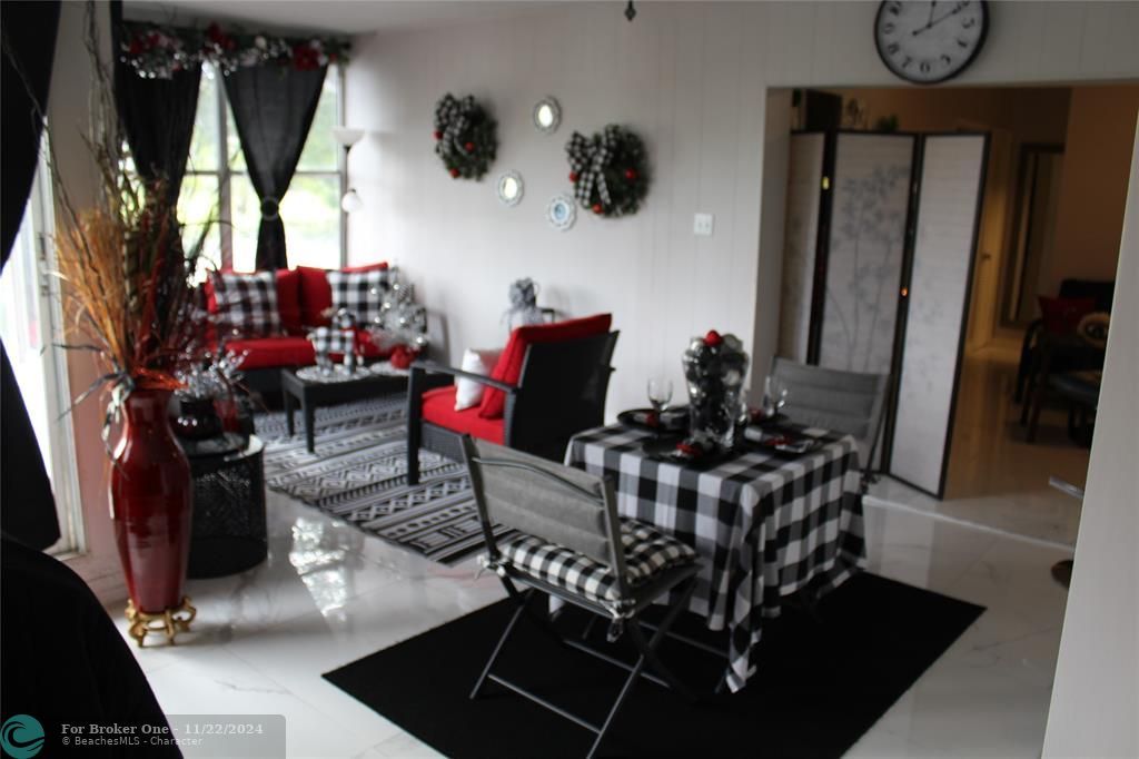 Active With Contract: $3,550 (2 beds, 2 baths, 1682 Square Feet)