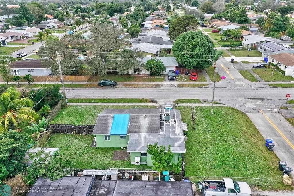 Recently Sold: $425,000 (3 beds, 2 baths, 1136 Square Feet)