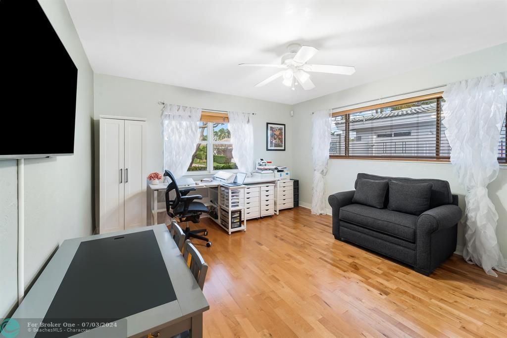 Active With Contract: $1,775,000 (3 beds, 2 baths, 2408 Square Feet)