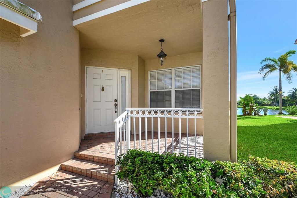Active With Contract: $539,900 (4 beds, 2 baths, 2077 Square Feet)