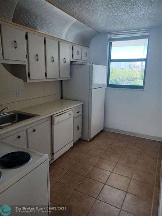 En Venta: $273,000 (1 camas, 1 baños, 947 Pies cuadrados)