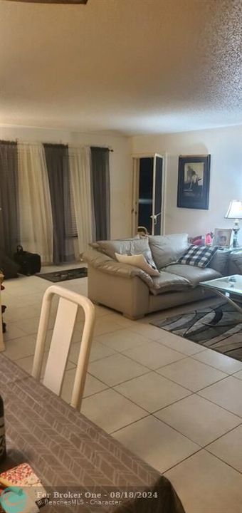 En Venta: $159,000 (1 camas, 1 baños, 1122 Pies cuadrados)