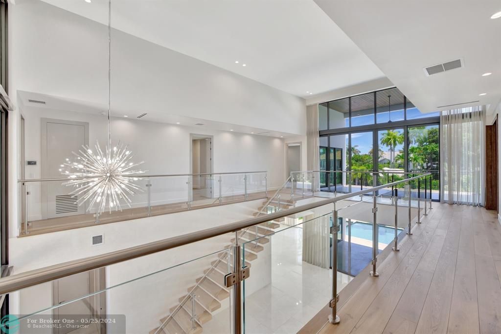 For Sale: $7,795,000 (6 beds, 6 baths, 6046 Square Feet)