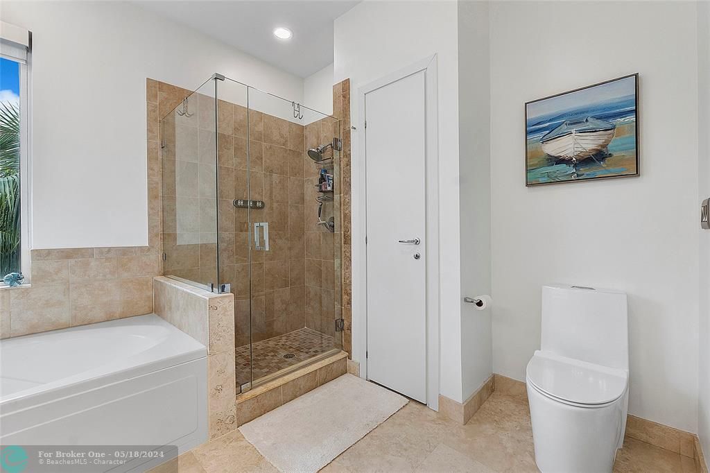 最近售出: $829,900 (3 贝兹, 3 浴室, 1520 平方英尺)