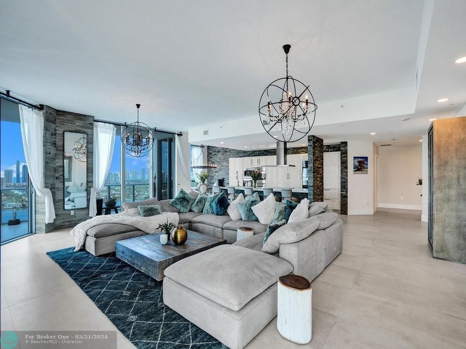 For Sale: $4,750,000 (4 beds, 4 baths, 4320 Square Feet)