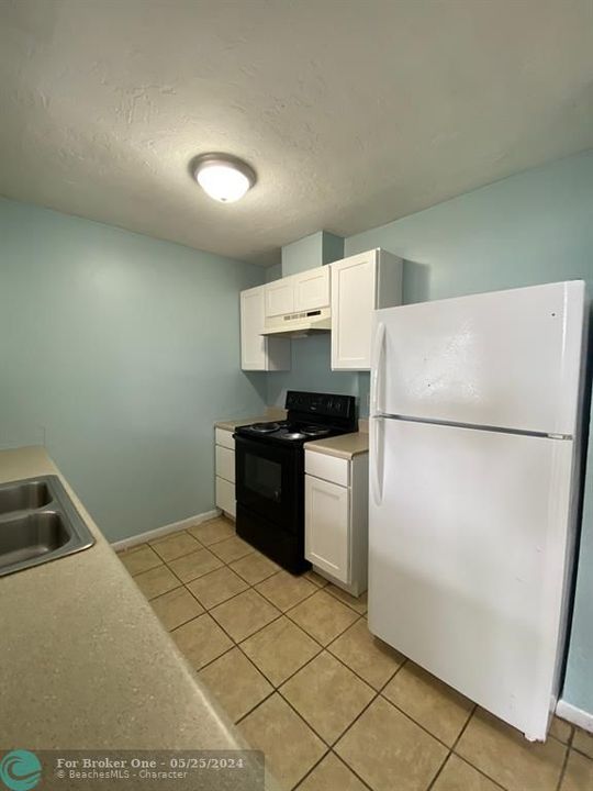 For Rent: $1,050 (1 beds, 1 baths, 67866 Square Feet)