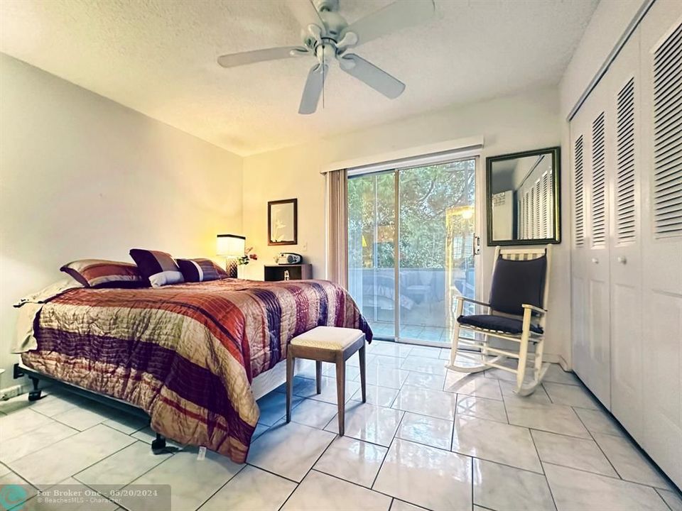 Active With Contract: $89,000 (1 beds, 1 baths, 593 Square Feet)