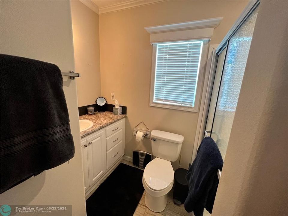 Recently Sold: $89,955 (1 beds, 1 baths, 396 Square Feet)