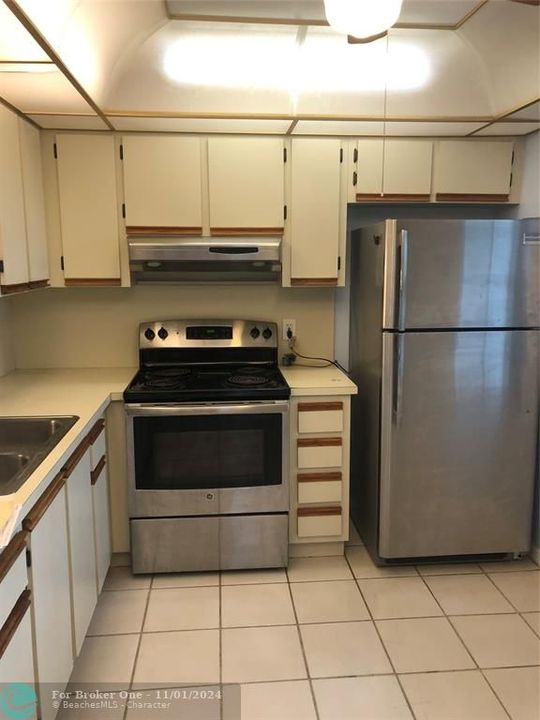 For Rent: $2,000 (2 beds, 2 baths, 1190 Square Feet)