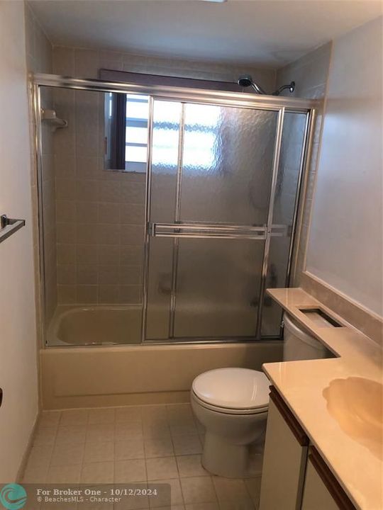 For Rent: $2,000 (2 beds, 2 baths, 1190 Square Feet)