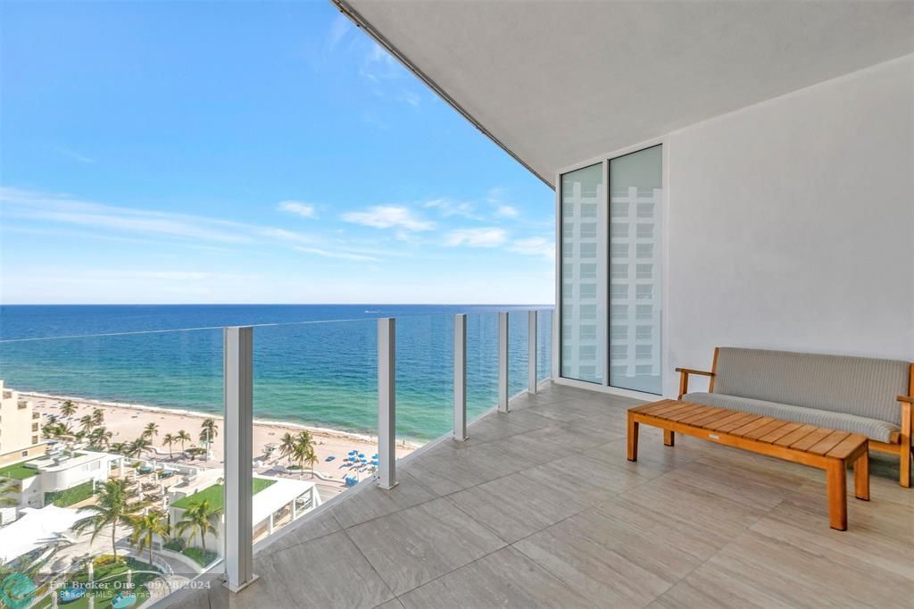 Active With Contract: $4,199,000 (2 beds, 3 baths, 2069 Square Feet)