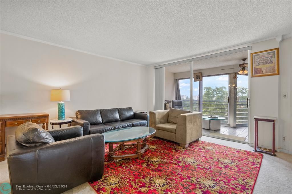 Recently Sold: $185,000 (1 beds, 1 baths, 1130 Square Feet)
