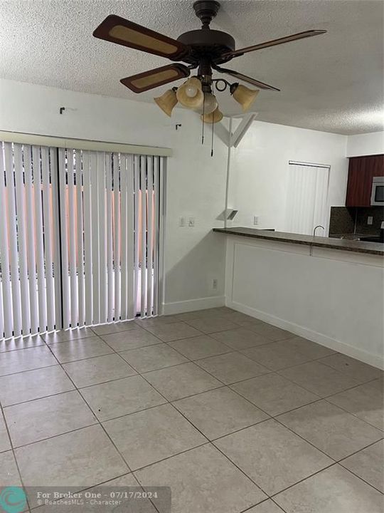 Recently Rented: $2,000 (3 beds, 2 baths, 1530 Square Feet)