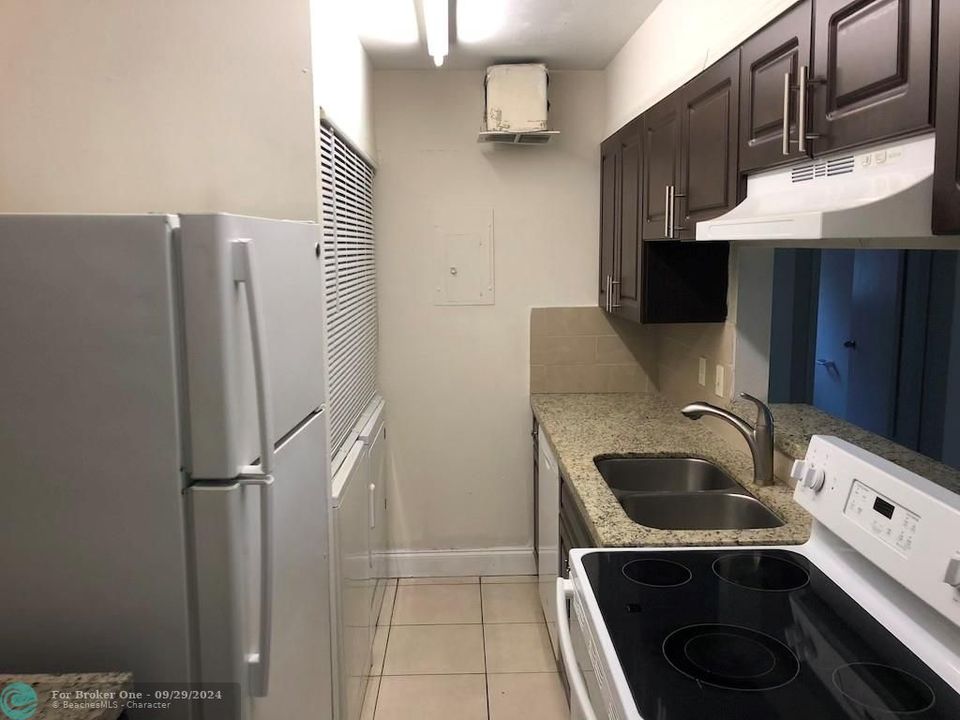 En Venta: $180,000 (3 camas, 2 baños, 1167 Pies cuadrados)