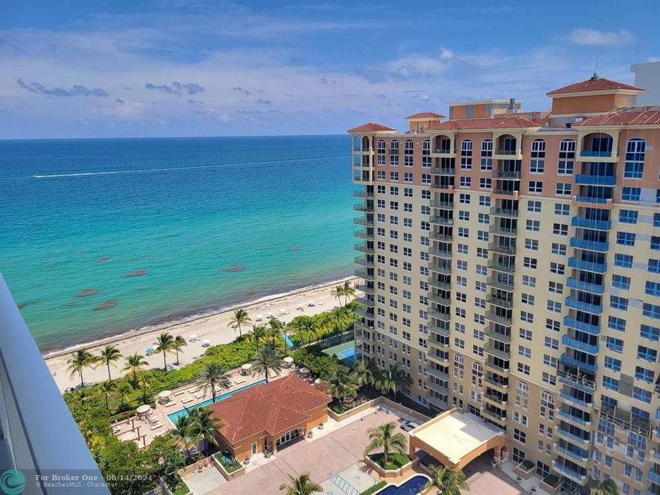 Recently Sold: $510,000 (2 beds, 2 baths, 1248 Square Feet)