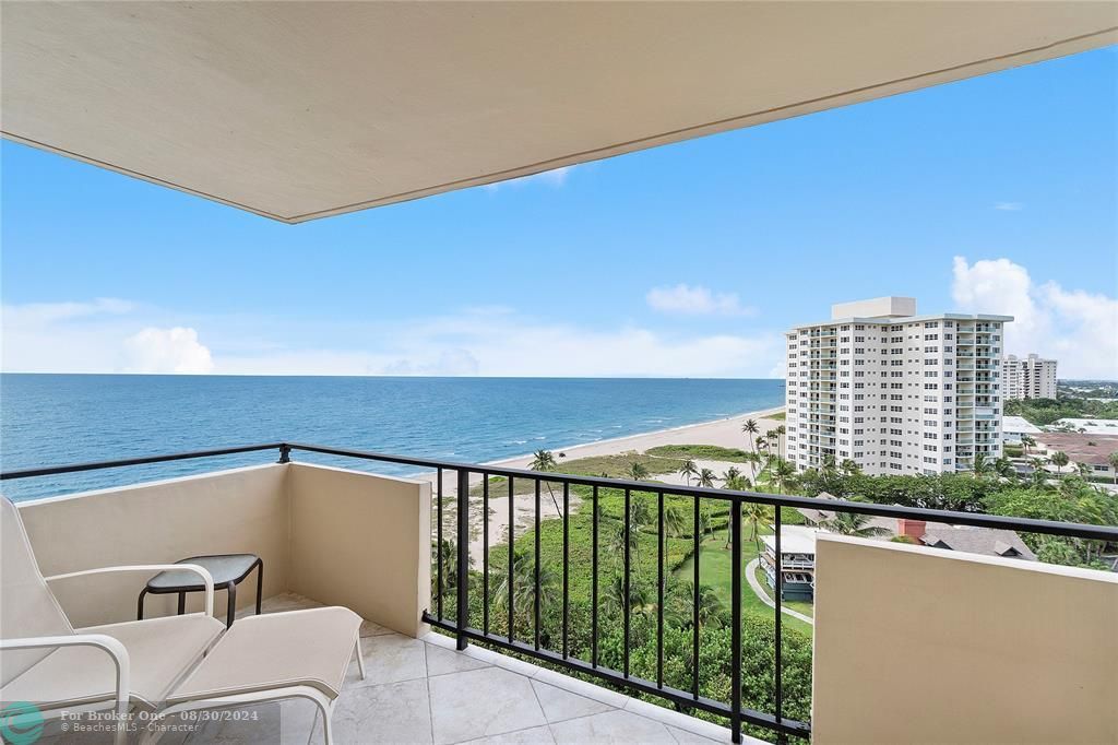 Active With Contract: $5,500 (2 beds, 2 baths, 1300 Square Feet)