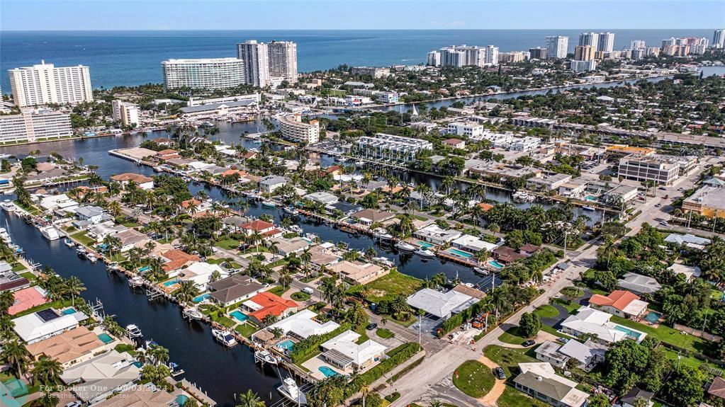 For Sale: $3,000,000 (3 beds, 2 baths, 2528 Square Feet)