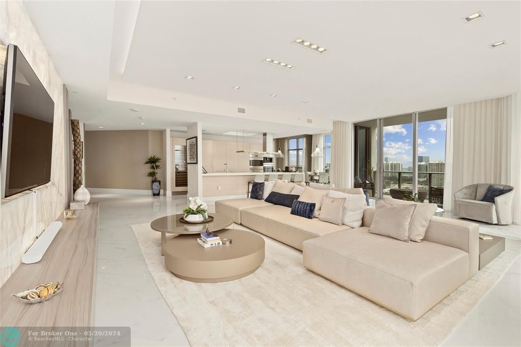 For Sale: $4,799,000 (4 beds, 4 baths, 4697 Square Feet)