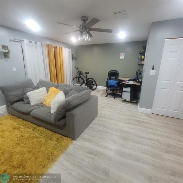 For Rent: $3,000 (3 beds, 2 baths, 1393 Square Feet)