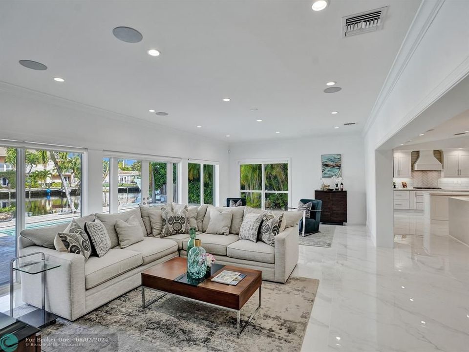 For Sale: $3,999,995 (4 beds, 4 baths, 3479 Square Feet)