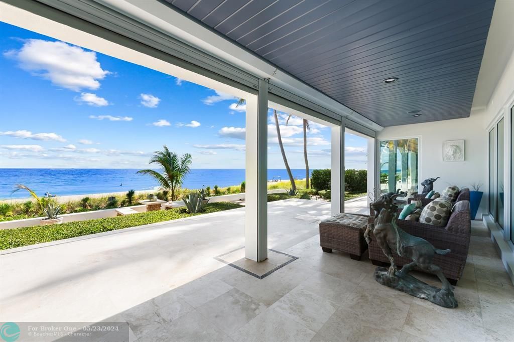 Active With Contract: $14,930,000 (5 beds, 6 baths, 5875 Square Feet)