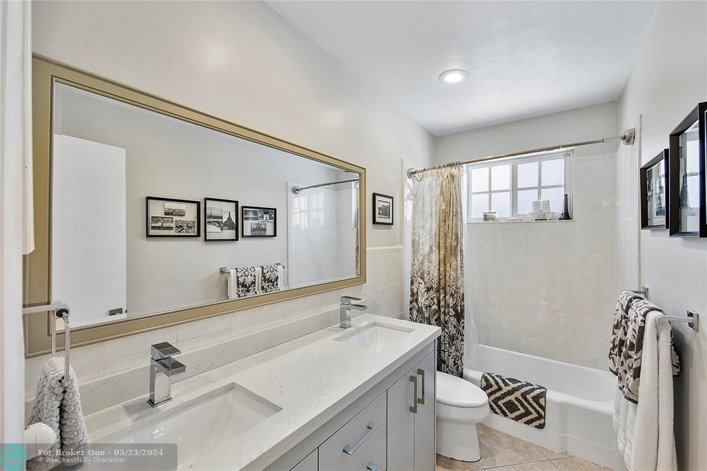 Recently Sold: $1,200,000 (4 beds, 2 baths, 2074 Square Feet)