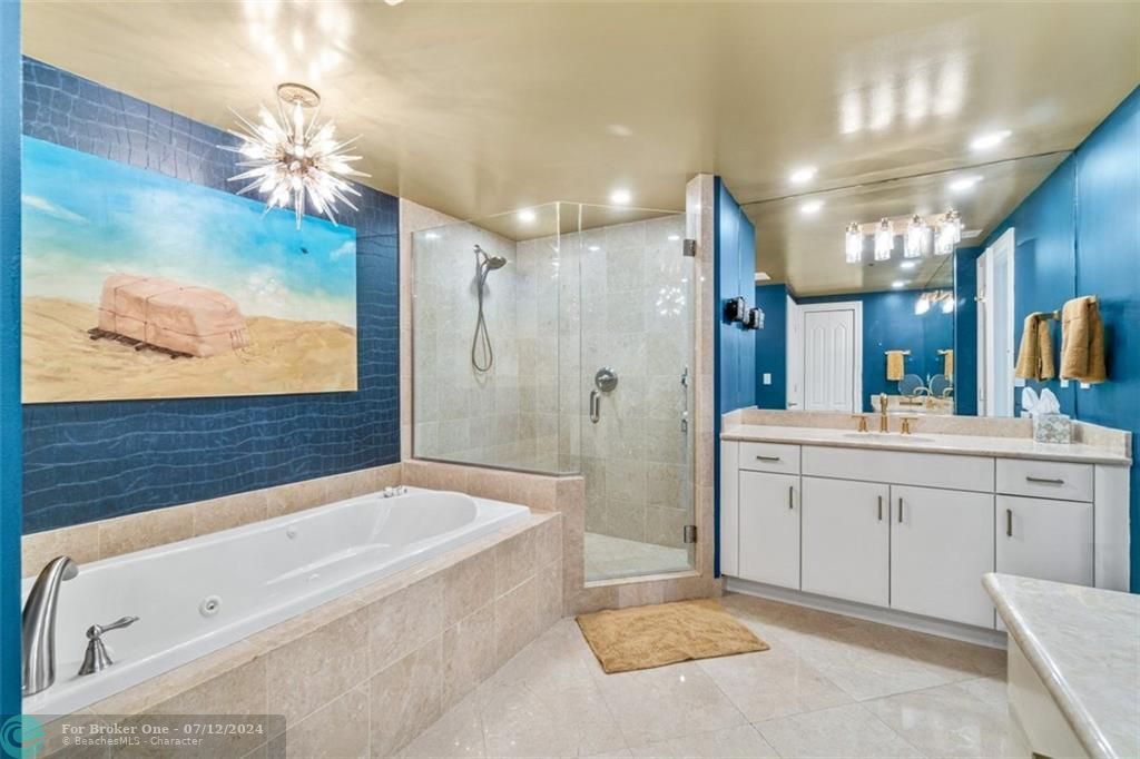最近租的: $12,900 (2 贝兹, 2 浴室, 2265 平方英尺)