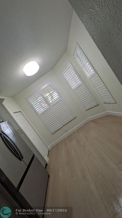 For Rent: $5,200 (3 beds, 2 baths, 1651 Square Feet)