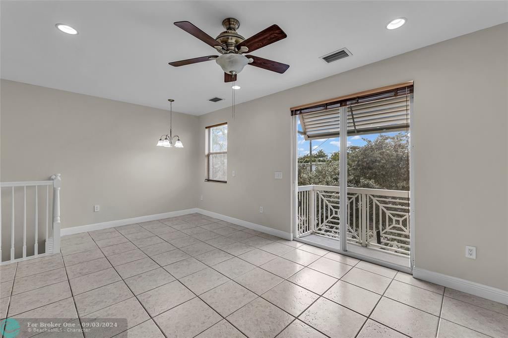 Active With Contract: $3,375 (2 beds, 2 baths, 1374 Square Feet)